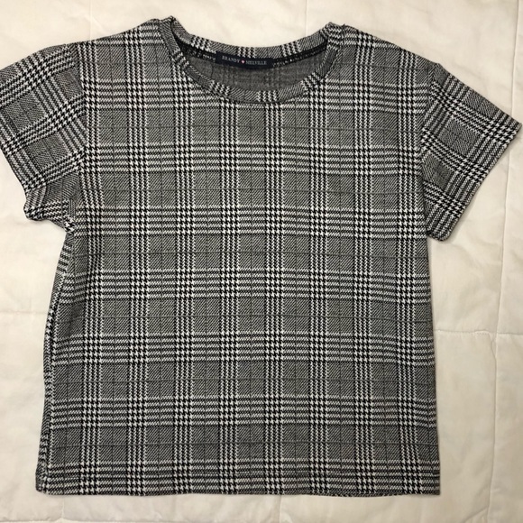 Brandy Melville Plaid Black and White Top - Picture 2 of 4
